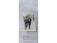 Photo Varna Two men on a walk