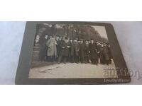 Снимка Мъже на улицата 1914 Картон