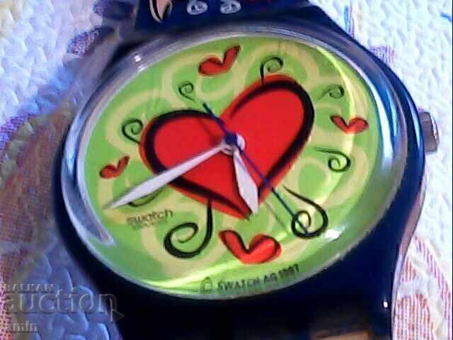 Όμορφο ρολόι Swatch, λειτουργεί άψογα