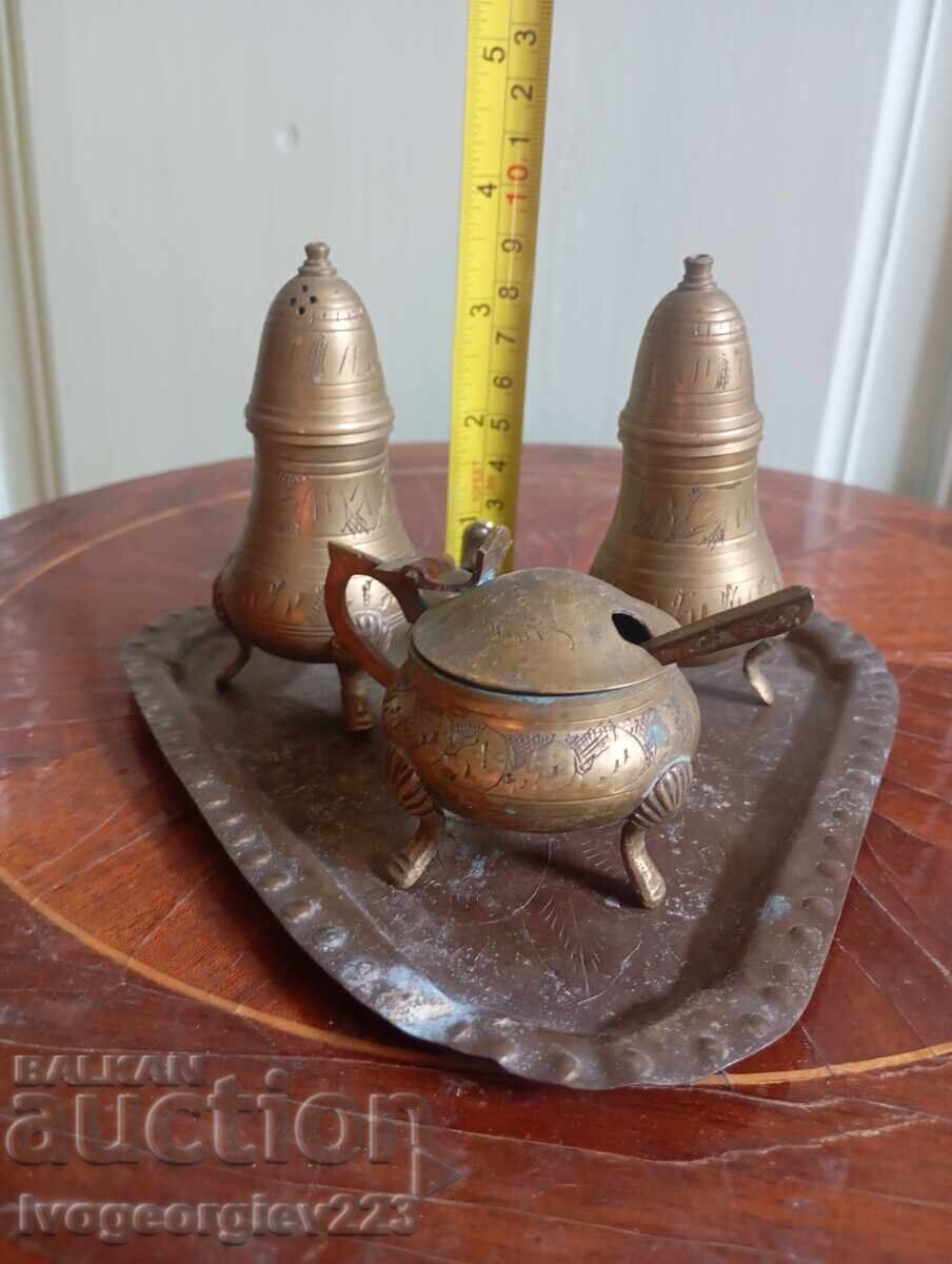 Brass spice set