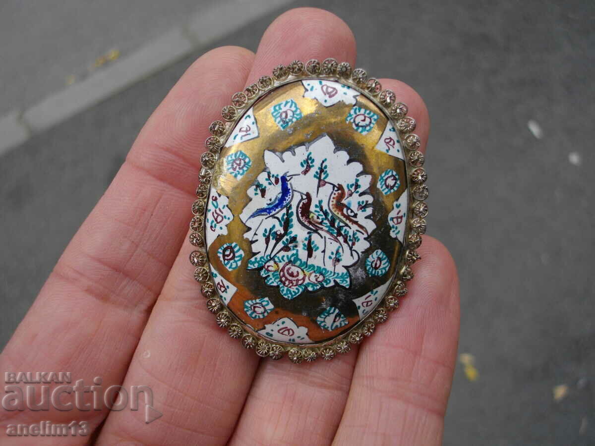 Auction  OLD ENAMEL BROOCH ENAMEL WITH SILVER FILLING FILIGREE