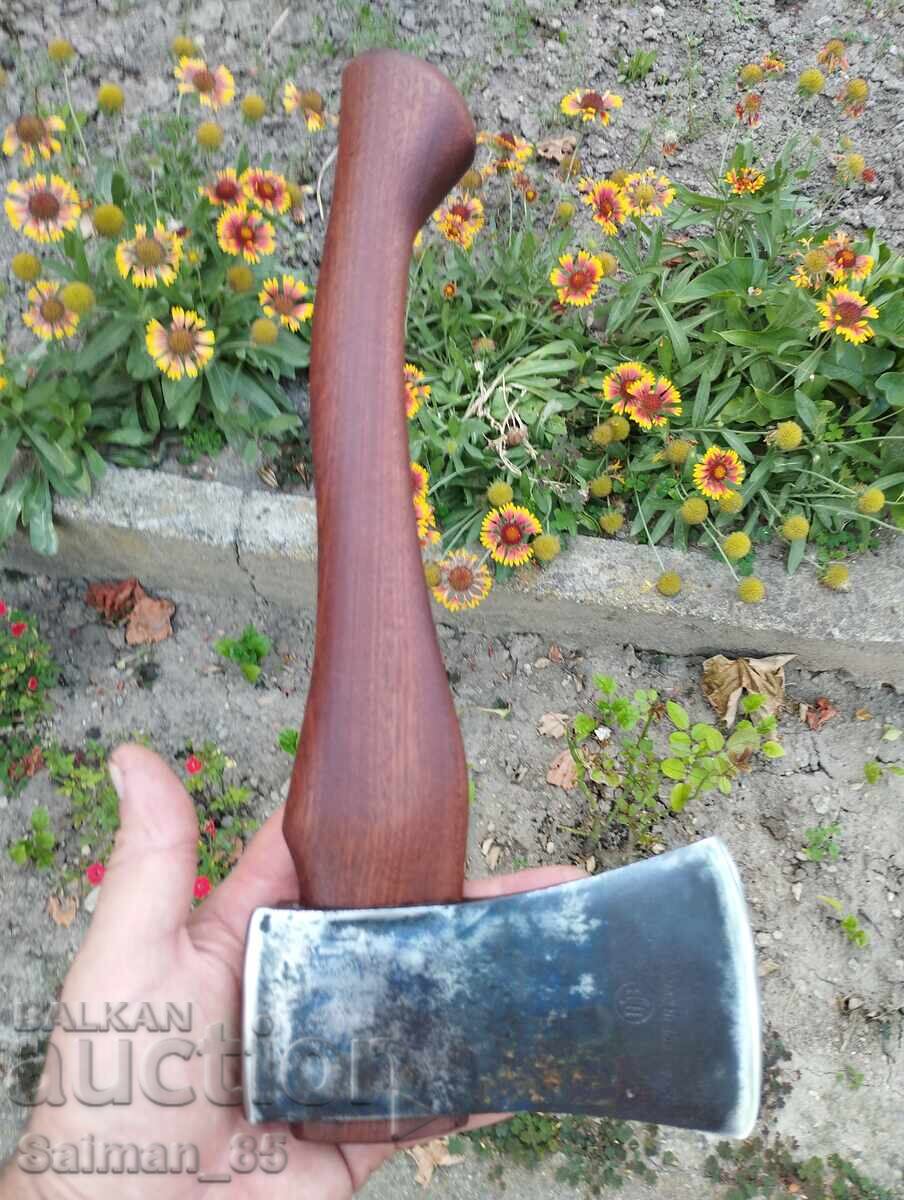 Auction  Swedish Hults Bruk hatchet