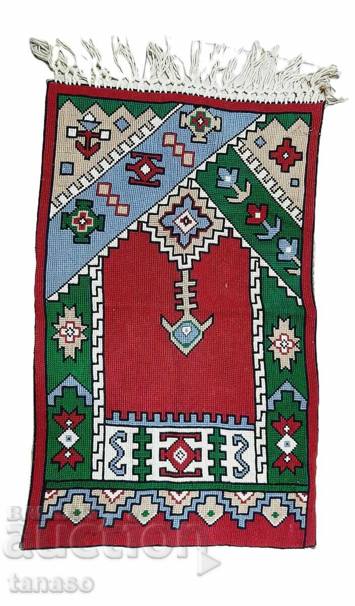 Bulgarian ethnic hand-woven wool wall rug – 83×53 cm