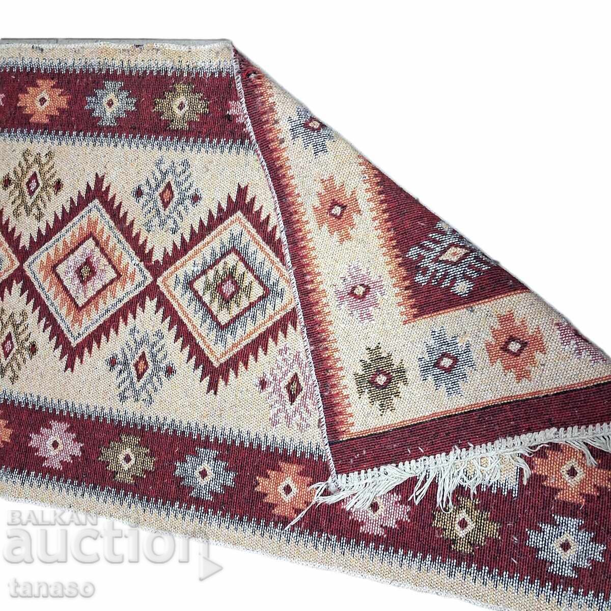 Auction  Bulgarian hand-woven wool rug Chiprovtsi pattern 160×75 cm