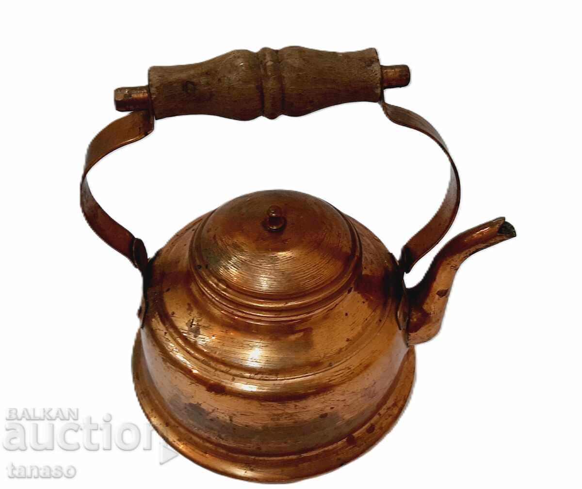 Vintage copper kettle, wooden handle with price € 28.00 | 54.76 BGN Vintage copper kettle, wooden handle with price € 28.00 | 54.76 BGN