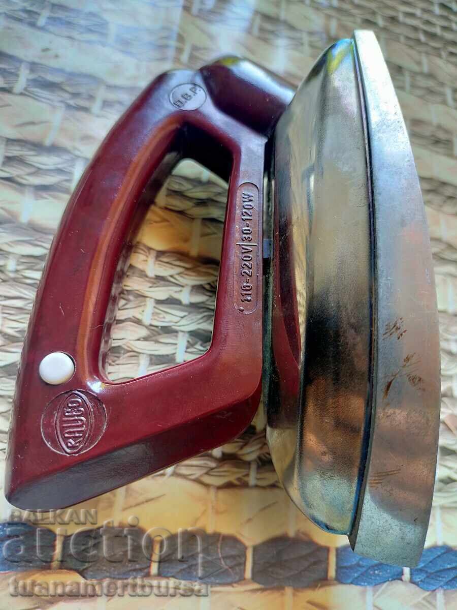 Auction  small decorative wrought iron item