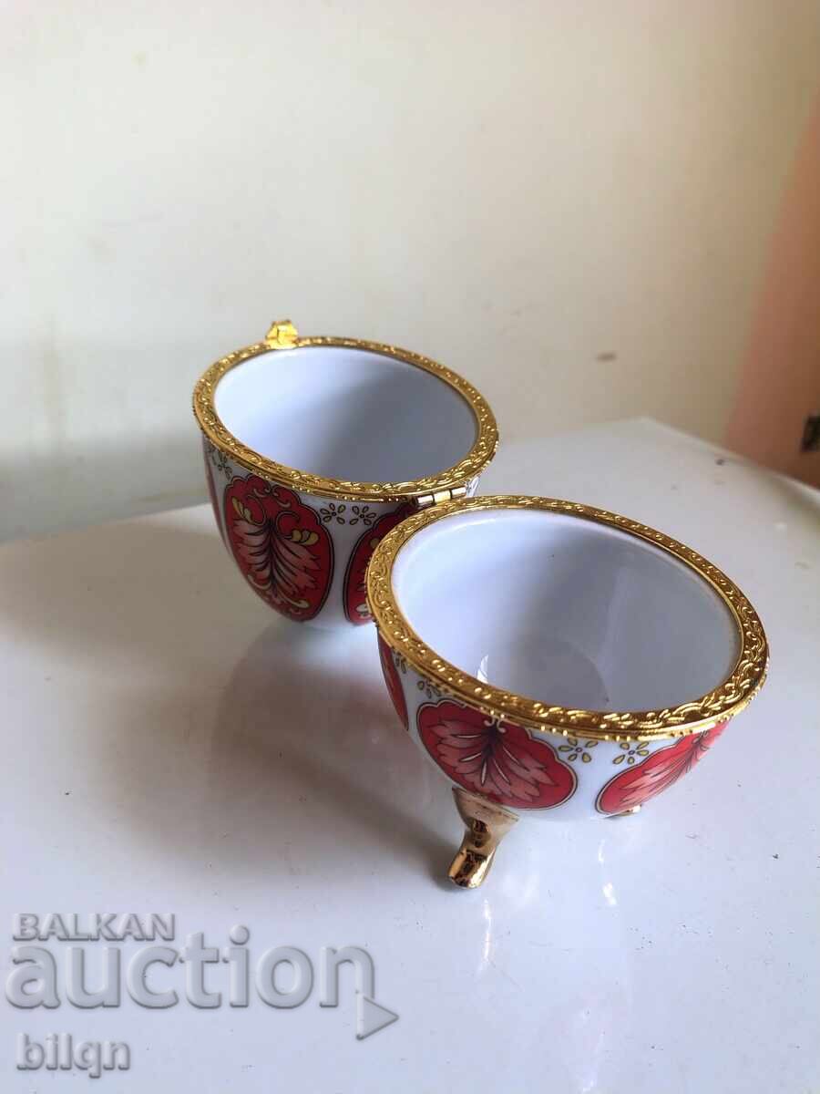 Delivery of Beautiful Porcelain Egg Jewelry Box