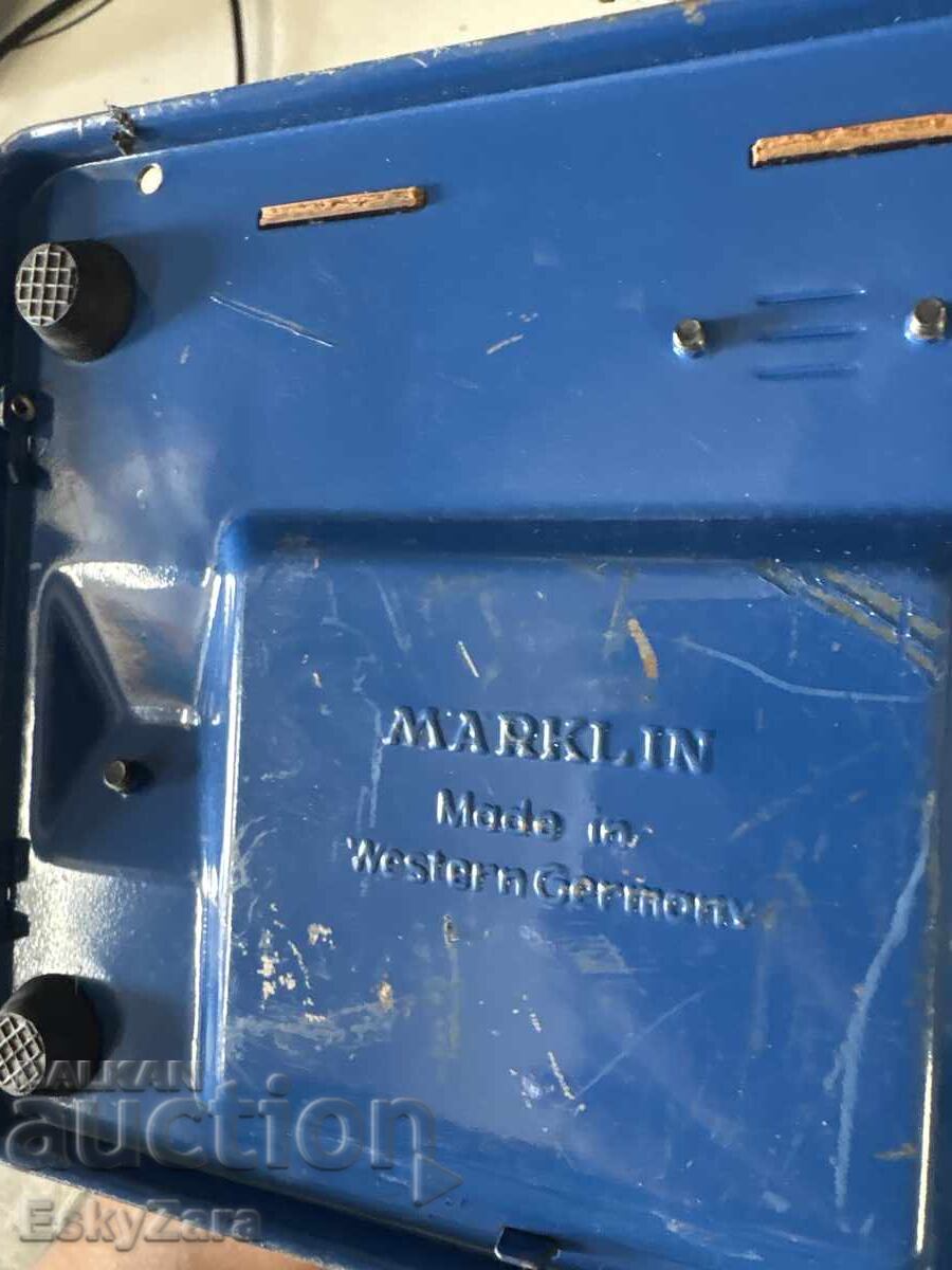 Delivery of Powerful vintage Märklin 30 VA transformer for model trains