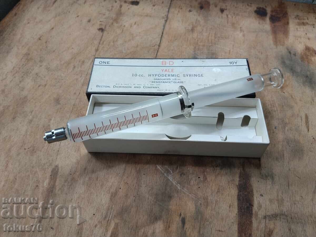 Vintage collectible American glass syringe 10 cc - 5