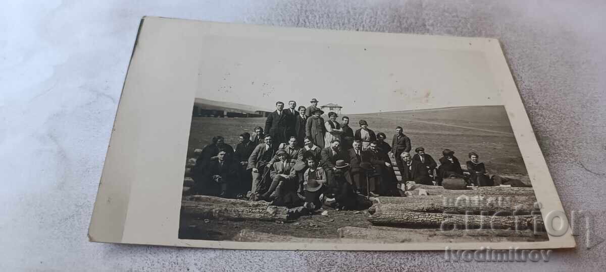 Снимка Перникъ Студенти със свои професори на екскурзия 1921