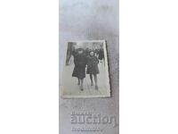 Photo Sofia Two young girls walking along the Tsar 1941