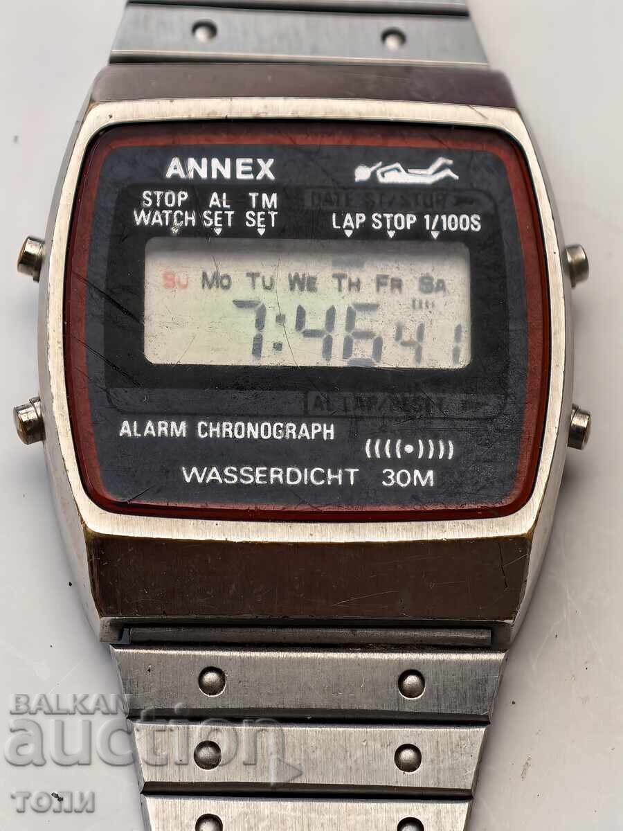 ANNEX LED CUARȚ RAR FUNCȚIONEAZĂ FĂRĂ GARANȚIE PREȚ FIX!!!! cu preț 0.01 €