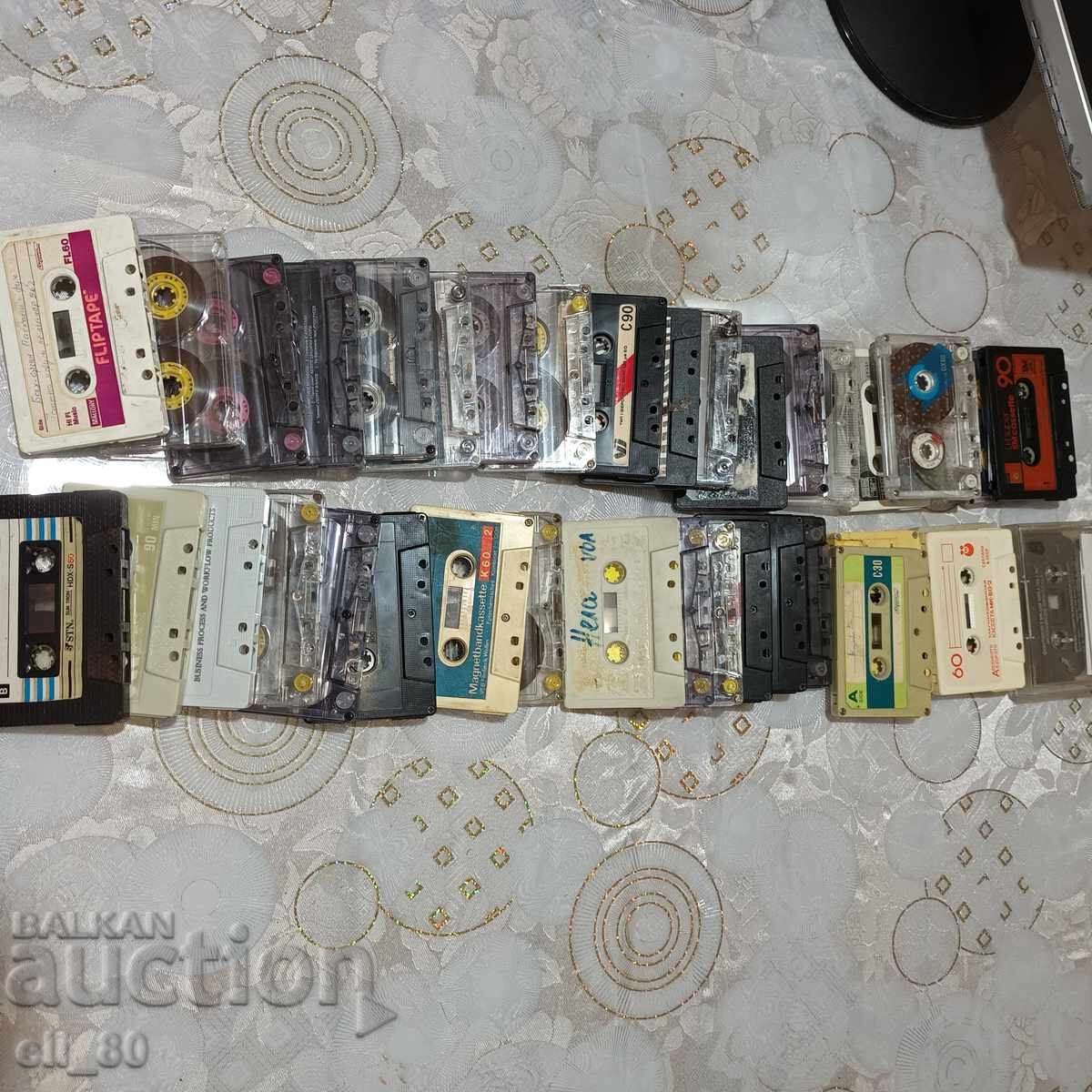Аукцион аудио касети с запис без кутии 38 броя