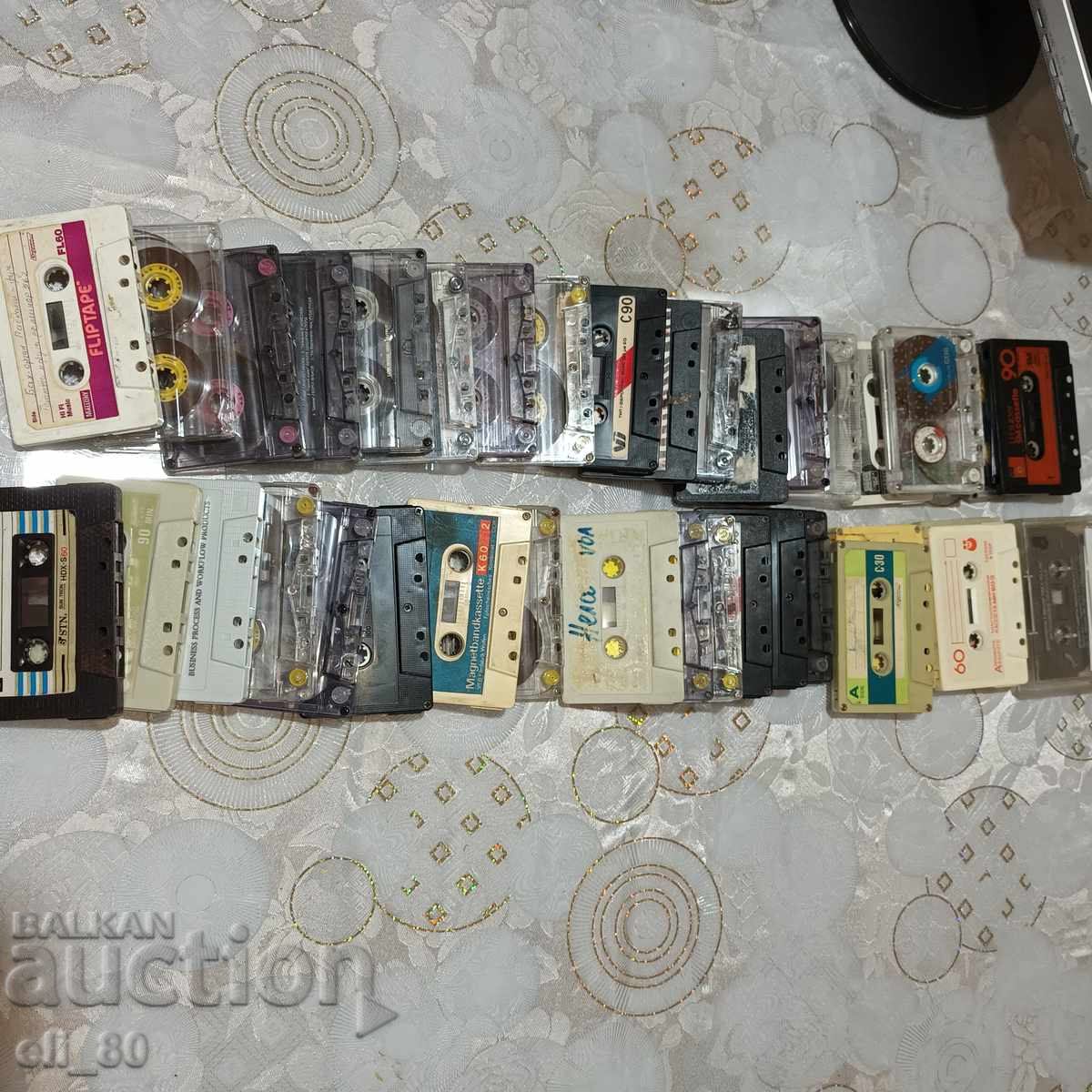 Доставка на аудио касети с запис без кутии 38 броя