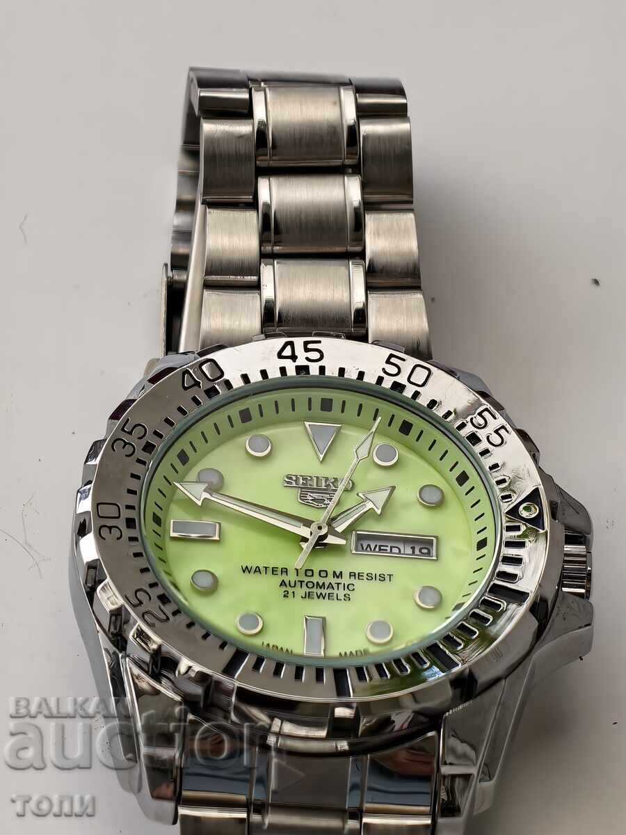 Аукцион SEIKO AUTOMATIC РЯДЪК РЕПЛИКА РАБОТИ БЕЗ ГАРАНЦИЯ БЗЦ.!!!!