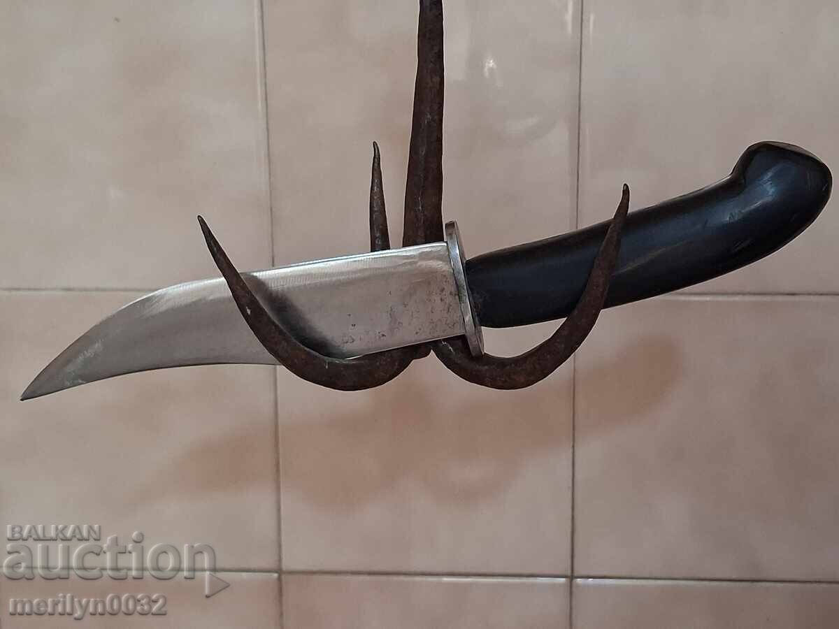Παράδοση Κυνηγετικό μαχαίρι με θήκη και λαβή από κέρατο βουβαλιού