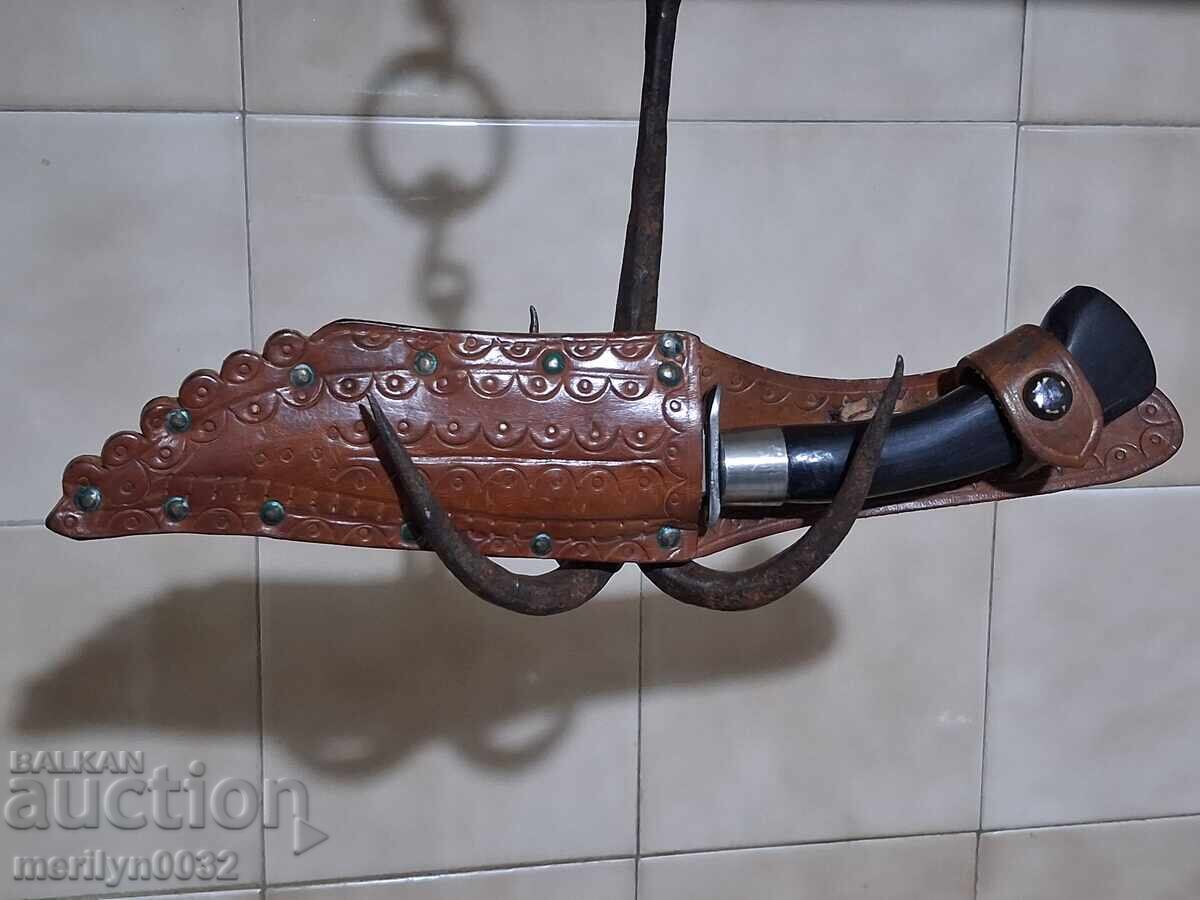Auction  Presentation hunting knife 1984, sheath, buffalo horn handle