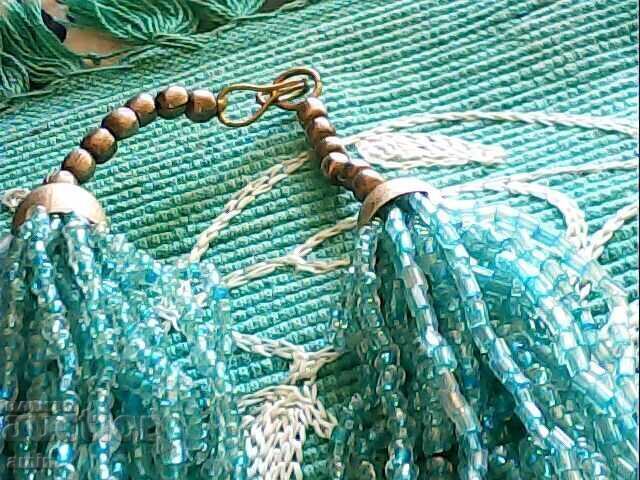 Delivery of Beautiful glass bead necklace