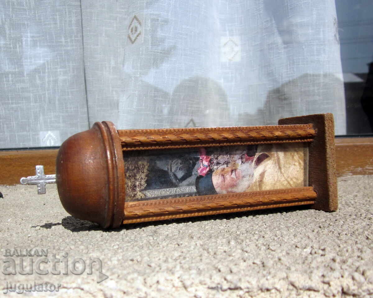 Old small Bulgarian handmade wooden altar - 5