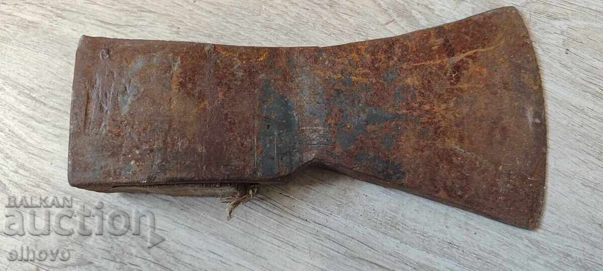 Topor 1800g cu preț 30.00 €