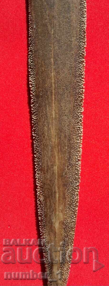 Corn de Marlin Negru - 5