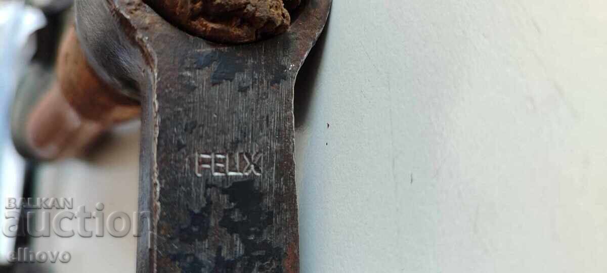 Vintage Felix stonemason's hammer - 6