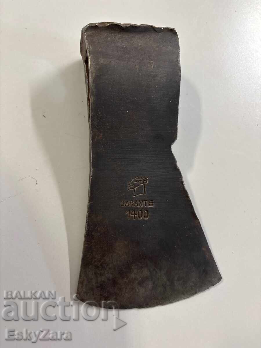 Παλιό σφυρήλατο γερμανικό τσεκούρι GARANTIE 1400g με σφραγίδα