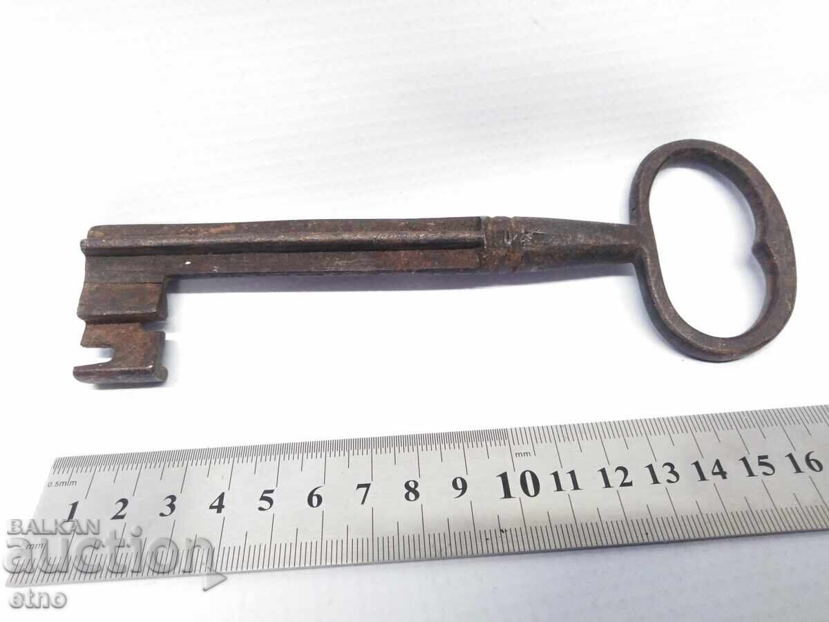 ГОЛЯМ МАНАСТИРСКИ КЛЮЧ ОТ ПОРТА,БРАВА,ВРАТА - 6