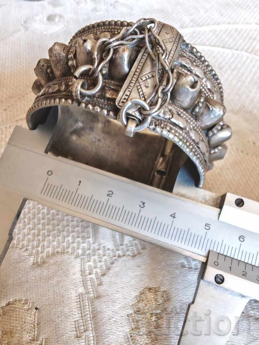 Unique Antique Silver Revival Bracelet Late 18th Century - 6