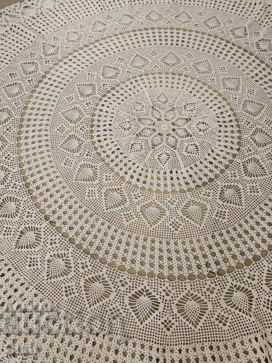 Față de masă rotundă mare croșetată (150 cm) – Vintage / Lucrată manual cu preț 50.00 €