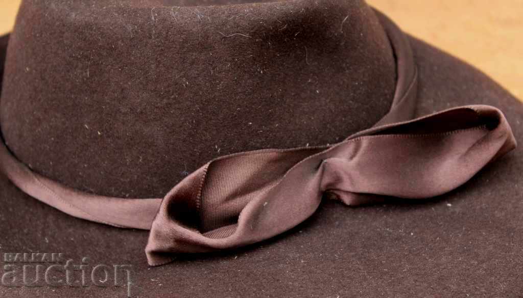 Аукцион . 1930-ТЕ ЦАРСКА ДАМСКА ШАПКА КАПЕЛА ПЕРФЕКТНО СЪХРАНЕНА