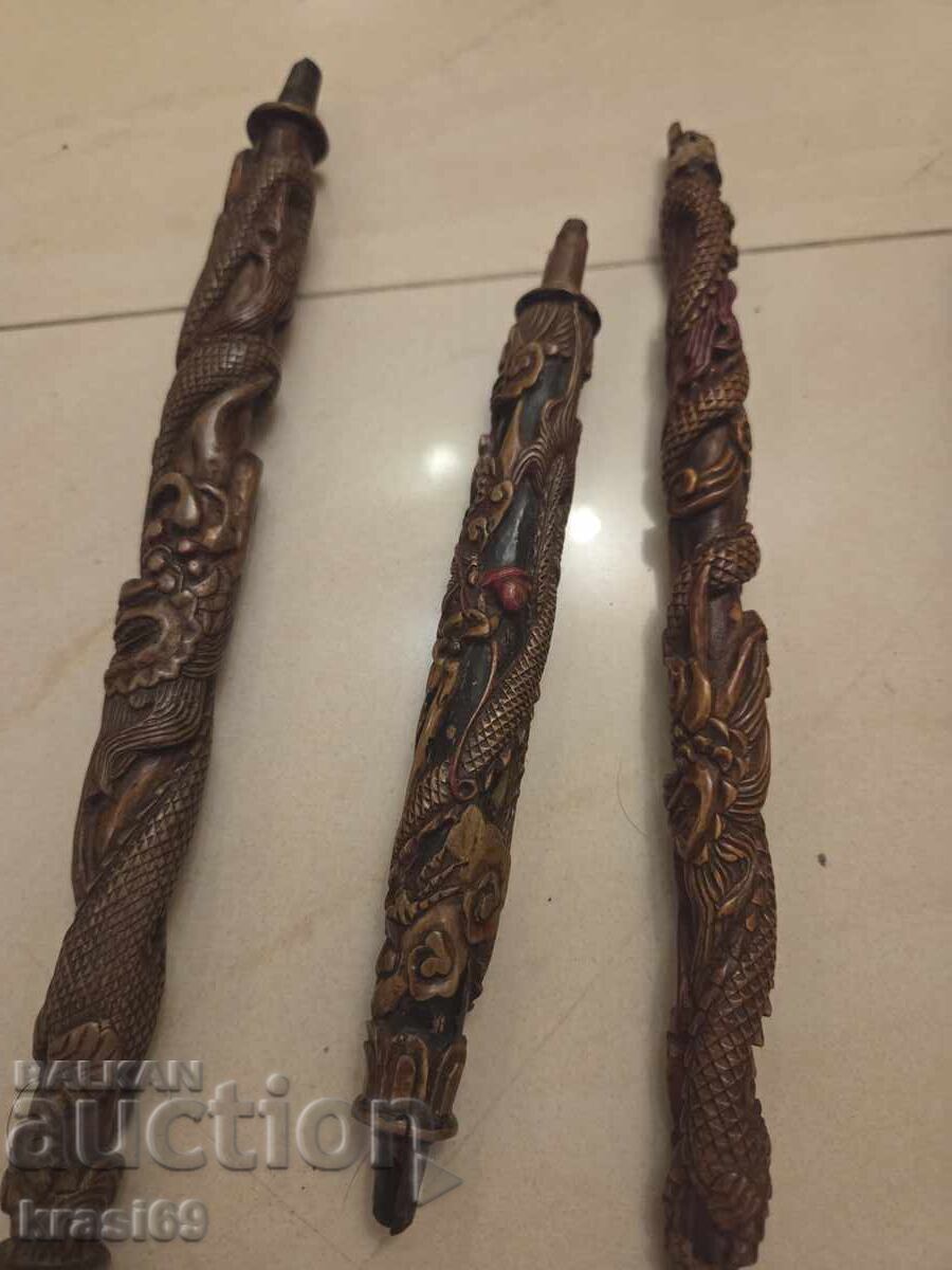 Livrarea Vechi pumnal dublu și artefacte din Indonezia, secolele XIX/XX