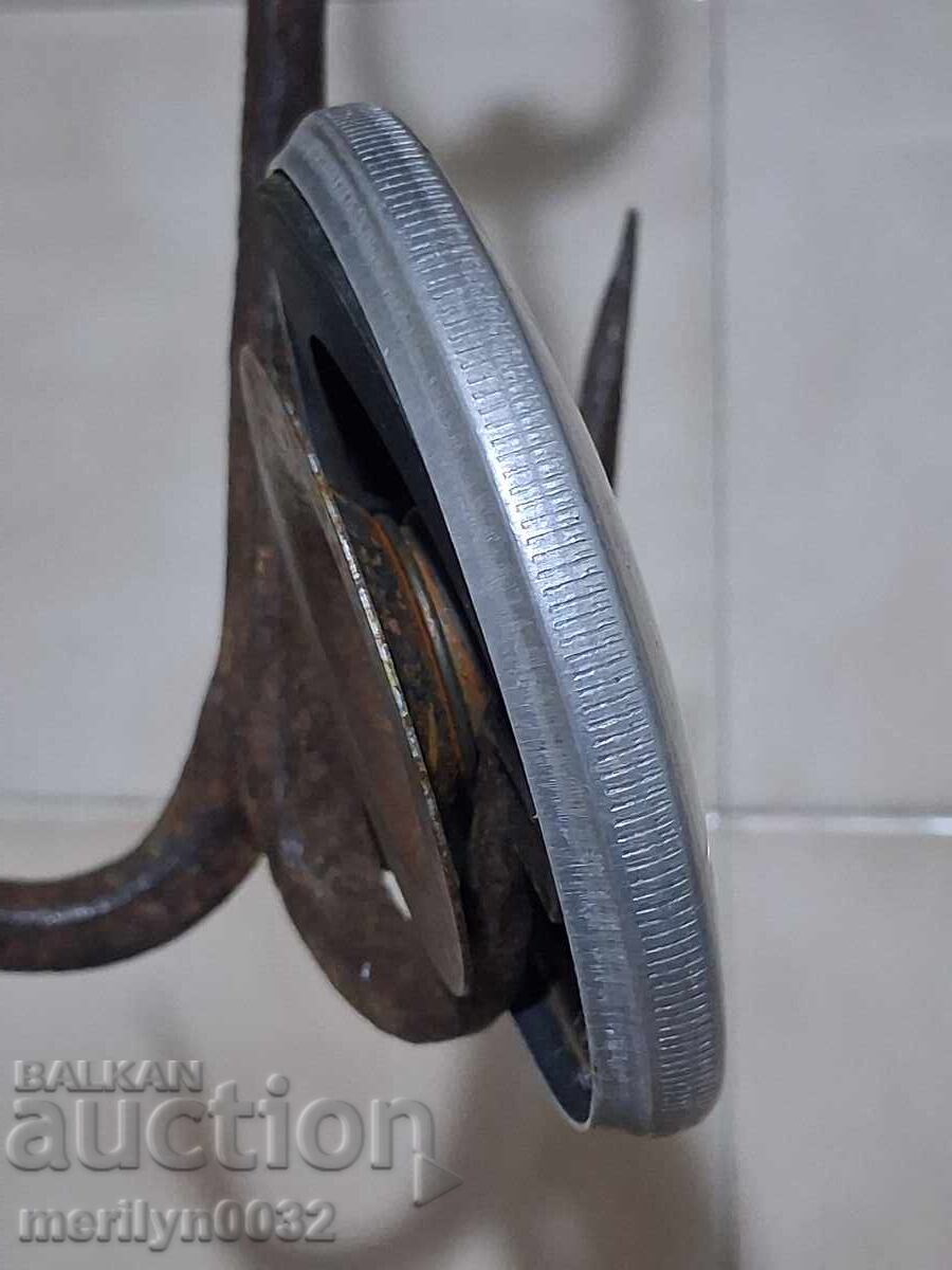 Δημοπρασία Τάπα ρεζερβουάρ για παλιό αυτοκίνητο