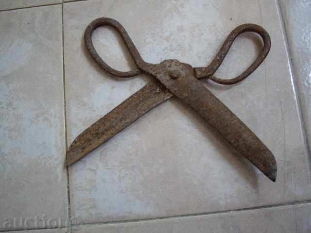 Very big old scissors with price 25.00 BGN | € 12.78 Very big old scissors with price 25.00 BGN | € 12.78