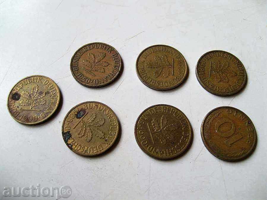 Lot Pennings with price 5.00 BGN | € 2.56 Lot Pennings with price 5.00 BGN | € 2.56