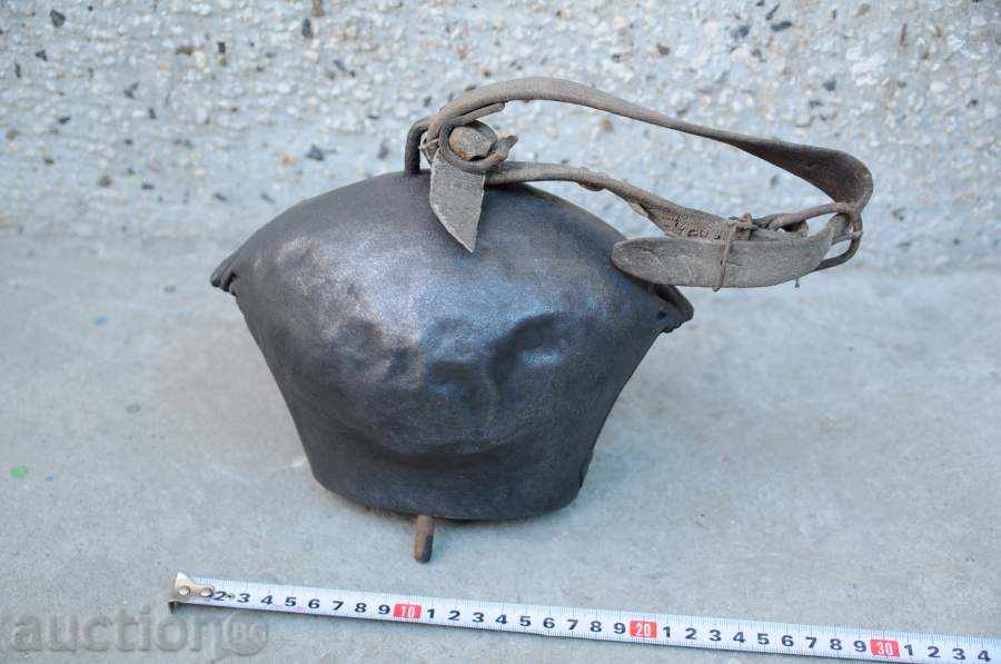 Iron thong / bell with a strap with price € 17.90 | 35.01 BGN