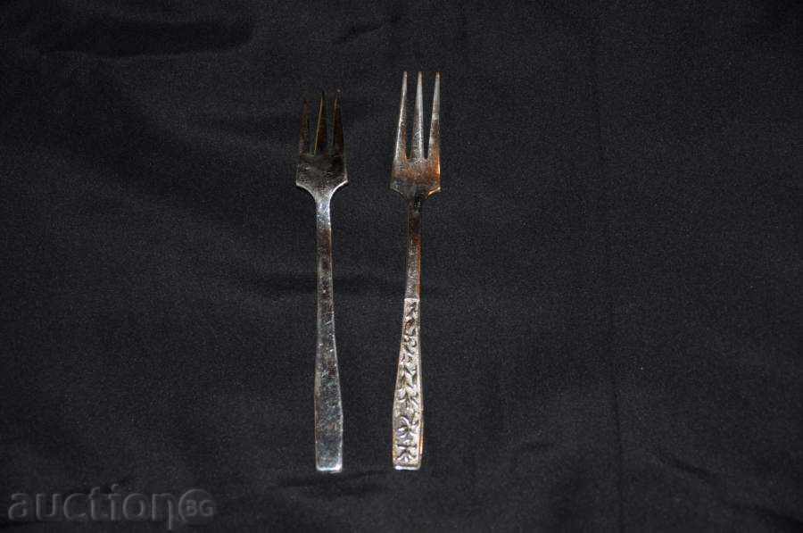 Кутиика с 6 вилички с цена € 14.32 | 28.01 лв.