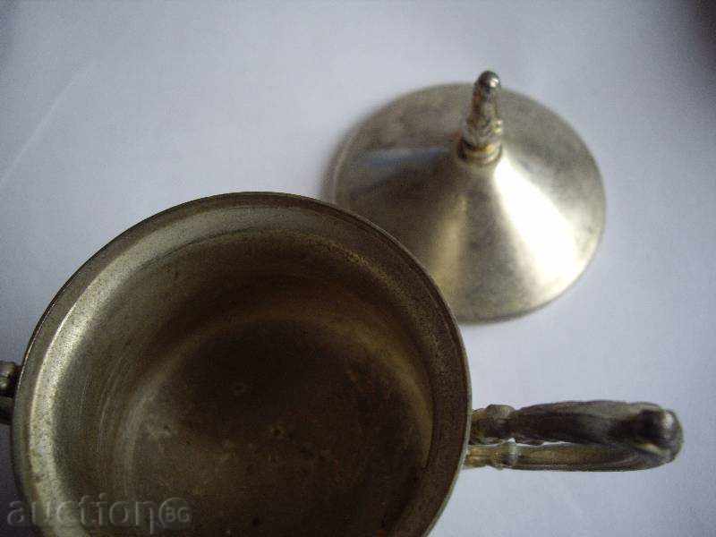 An old pot may be a sugar bowl - 6 An old pot may be a sugar bowl - 6