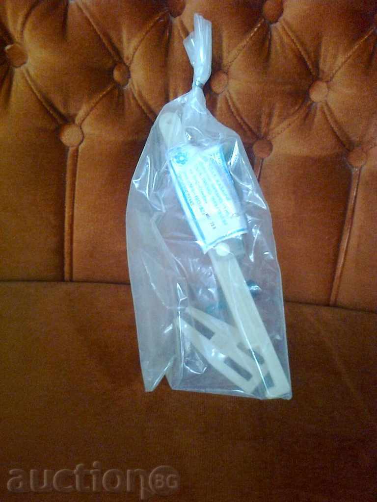 Аукцион Лостова система за тоалетно казанче Аукцион Лостова система за тоалетно казанче