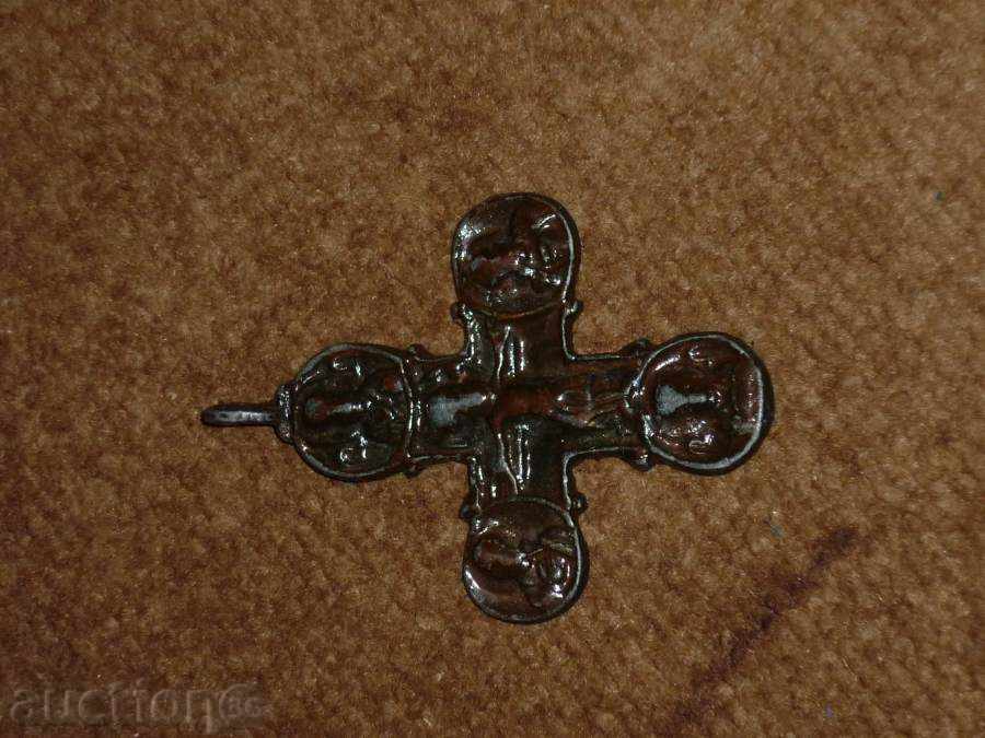 Старинен декориран кръст