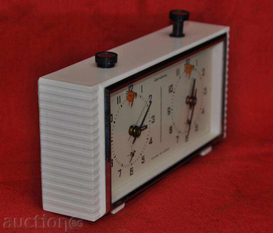 Delivery of Chess clock Delivery of Chess clock