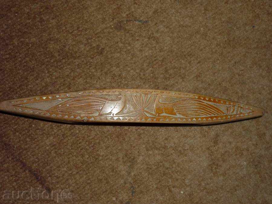 Auction Scissor, loom, cross Auction Scissor, loom, cross