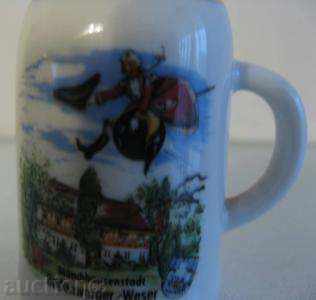 HALBA, PORCELAN-Bodenwerder / Baron Munchausen with price 8.00 BGN | € 4.09 HALBA, PORCELAN-Bodenwerder / Baron Munchausen with price 8.00 BGN | € 4.09