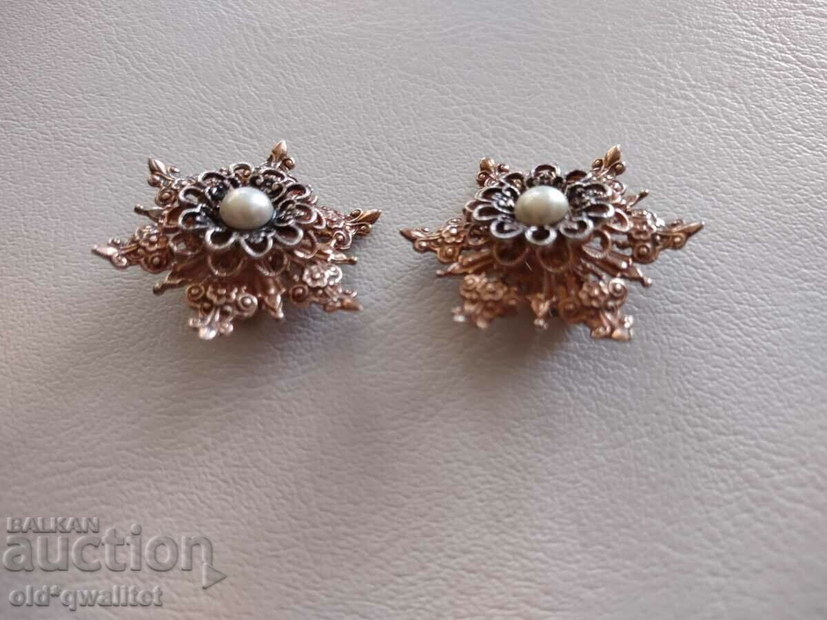 Δημοπρασία Παλιά σκουλαρίκια, ΑΣΗΜΙ 925, επίχρυσα Δημοπρασία Παλιά σκουλαρίκια, ΑΣΗΜΙ 925, επίχρυσα