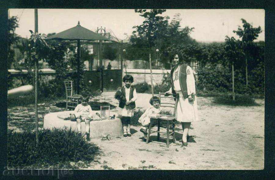 YAMBOL photo - CHILDREN'S GIRL IN THE MILITARY CLUB / А7289 with price 5.10 BGN | € 2.61 YAMBOL photo - CHILDREN'S GIRL IN THE MILITARY CLUB / А7289 with price 5.10 BGN | € 2.61