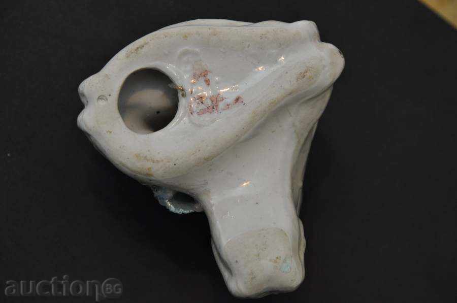 Delivery of Porcelain figurine - FOLDED Delivery of Porcelain figurine - FOLDED