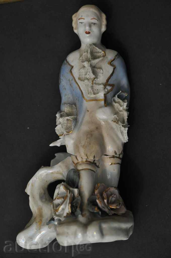 Porcelain figurine - FOLDED