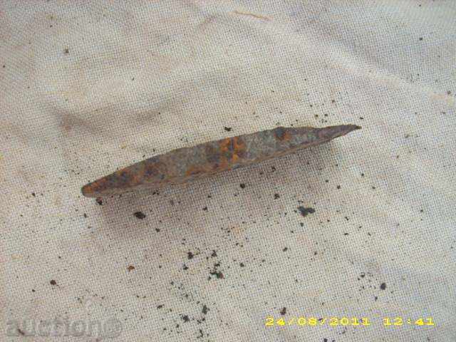 old hammer with price 0.99 BGN | € 0.51 old hammer with price 0.99 BGN | € 0.51