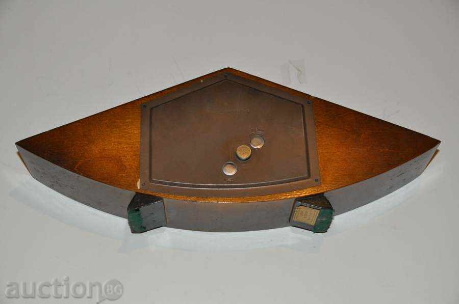 Delivery of Clock Vesna Delivery of Clock Vesna