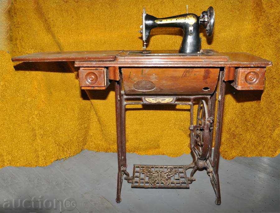 Auction Chinese foot sewing machine Auction Chinese foot sewing machine